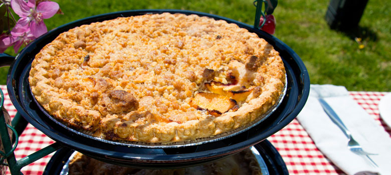 State Plate Recipe: Delaware’s Crunchy Peach Crisp